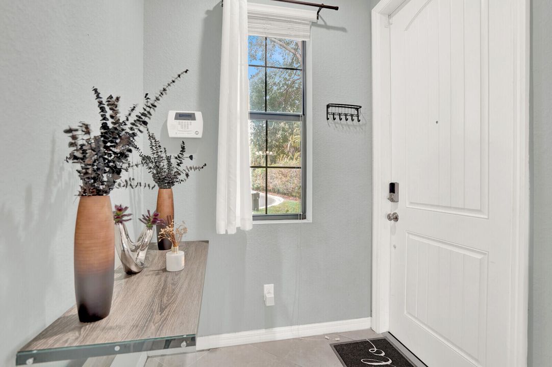 На продажу: $499,000 (3 спален, 2 ванн, 1911 Квадратных фут)