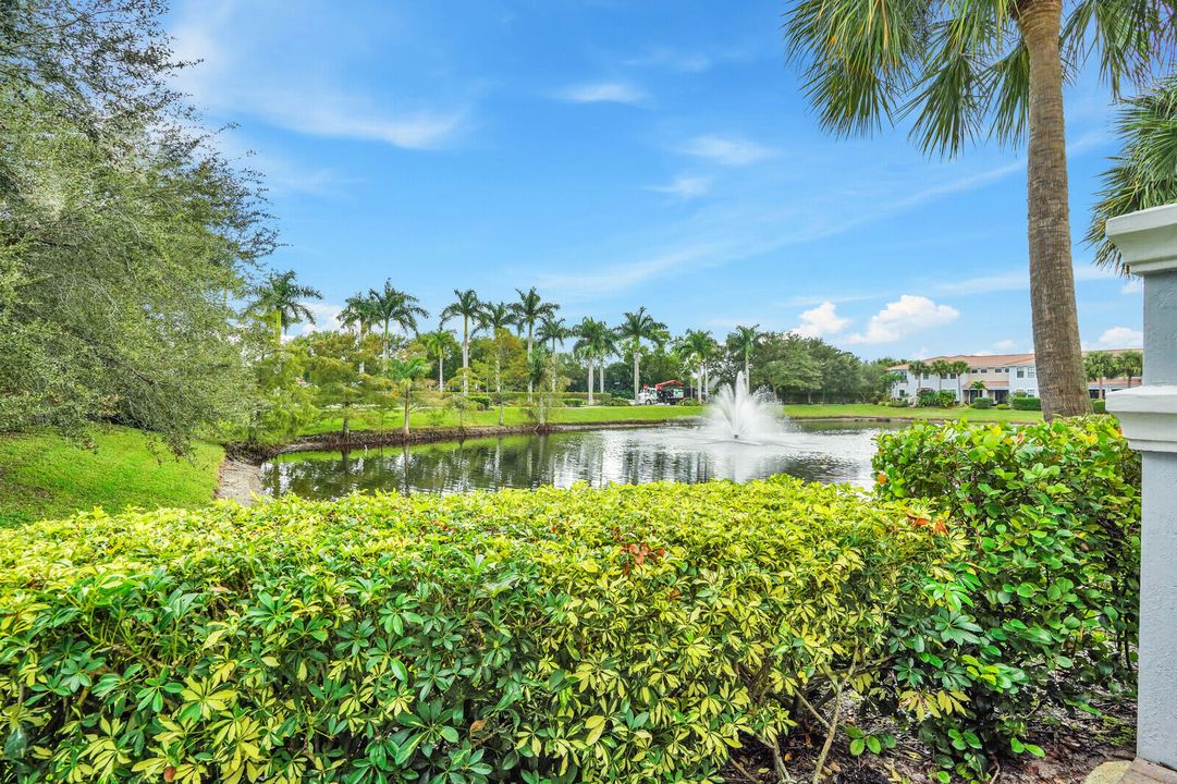 На продажу: $499,000 (3 спален, 2 ванн, 1911 Квадратных фут)