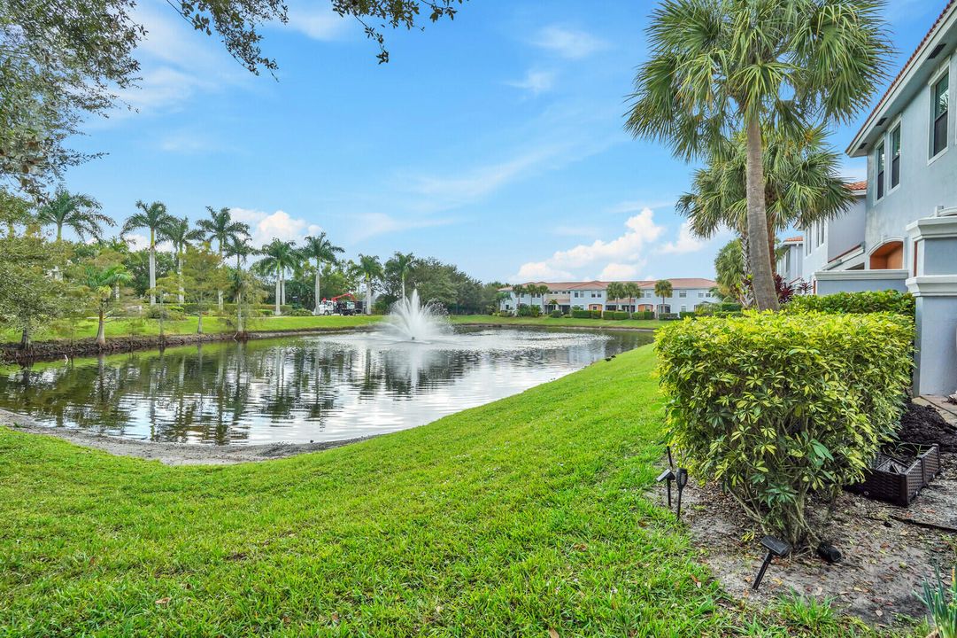 На продажу: $499,000 (3 спален, 2 ванн, 1911 Квадратных фут)