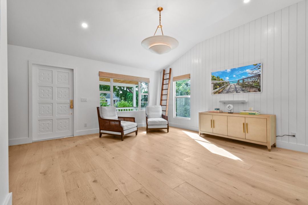 En Renta: $16,500 (4 camas, 3 baños, 1886 Pies cuadrados)