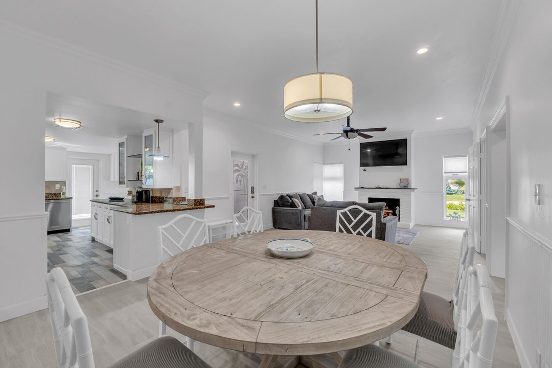 出租: $7,950 (4 贝兹, 2 浴室, 1981 平方英尺)