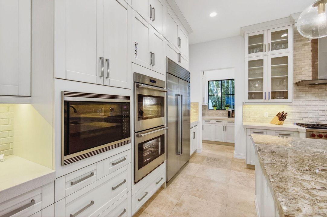 For Rent: $15,900 (4 beds, 4 baths, 3446 Square Feet)