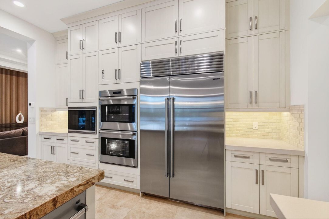 For Rent: $15,900 (4 beds, 4 baths, 3446 Square Feet)