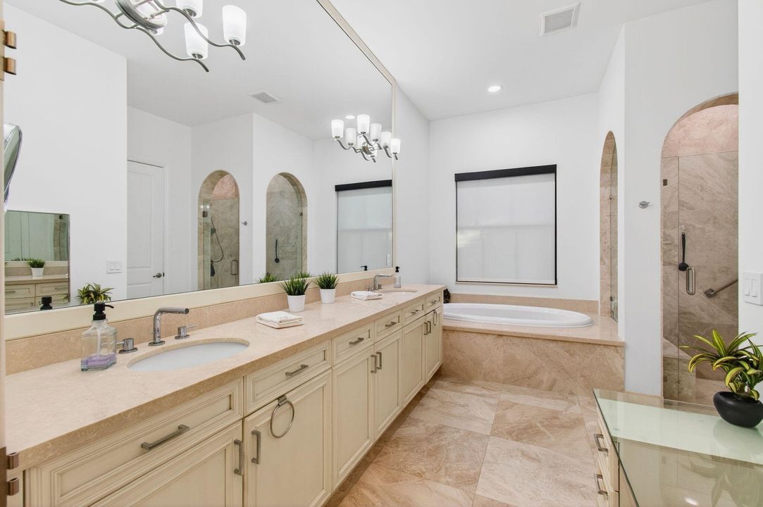 For Rent: $15,900 (4 beds, 4 baths, 3446 Square Feet)