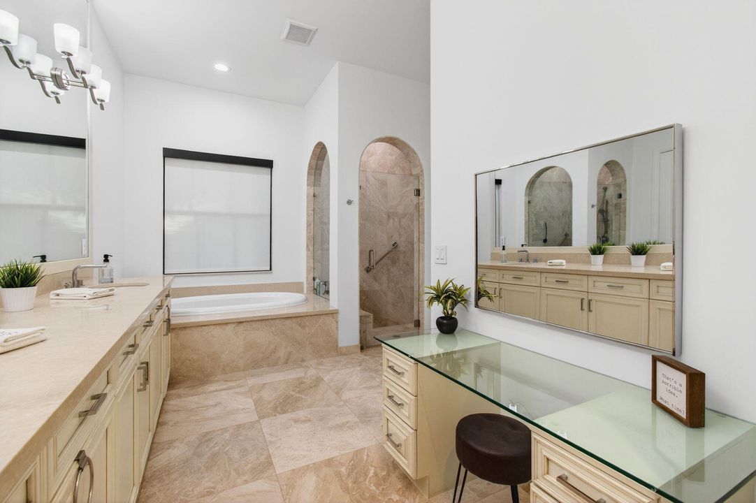 For Rent: $15,900 (4 beds, 4 baths, 3446 Square Feet)