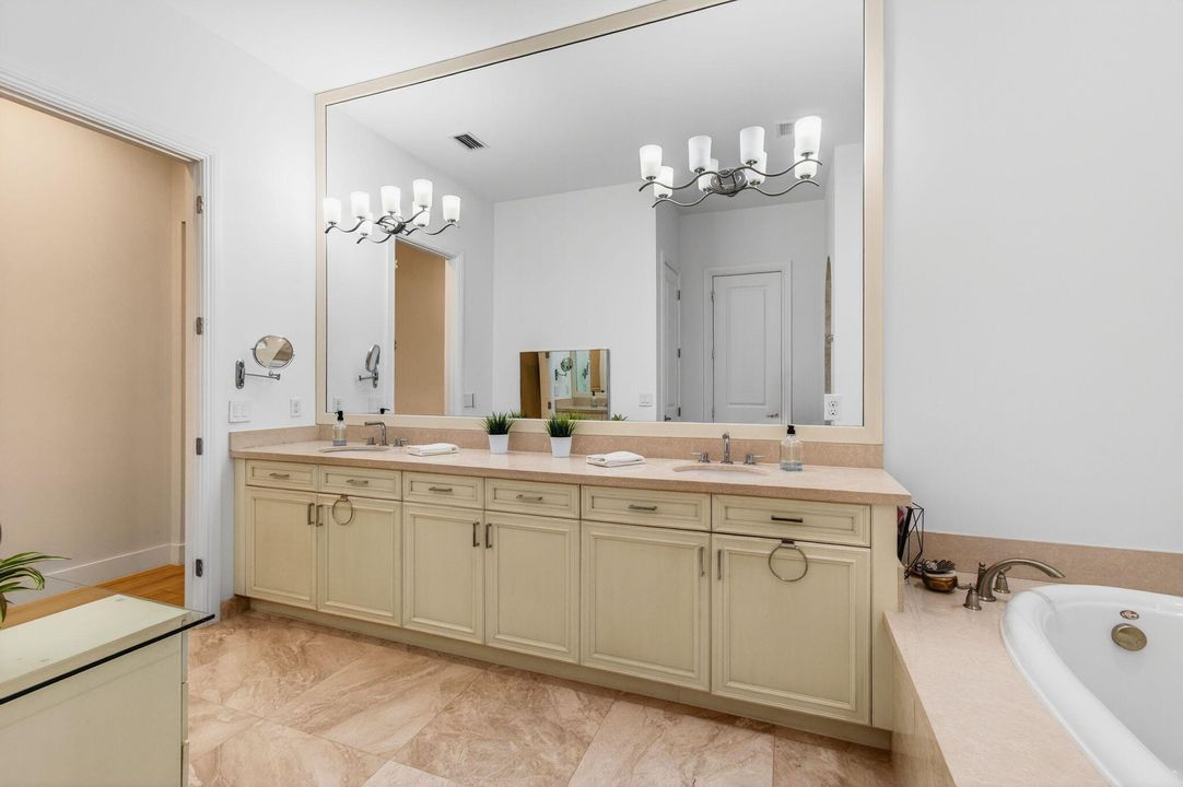 For Rent: $15,900 (4 beds, 4 baths, 3446 Square Feet)