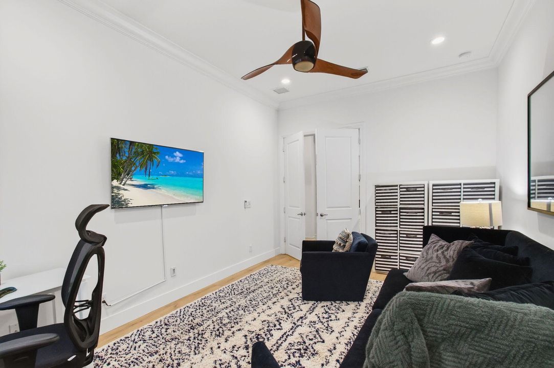 For Rent: $15,900 (4 beds, 4 baths, 3446 Square Feet)