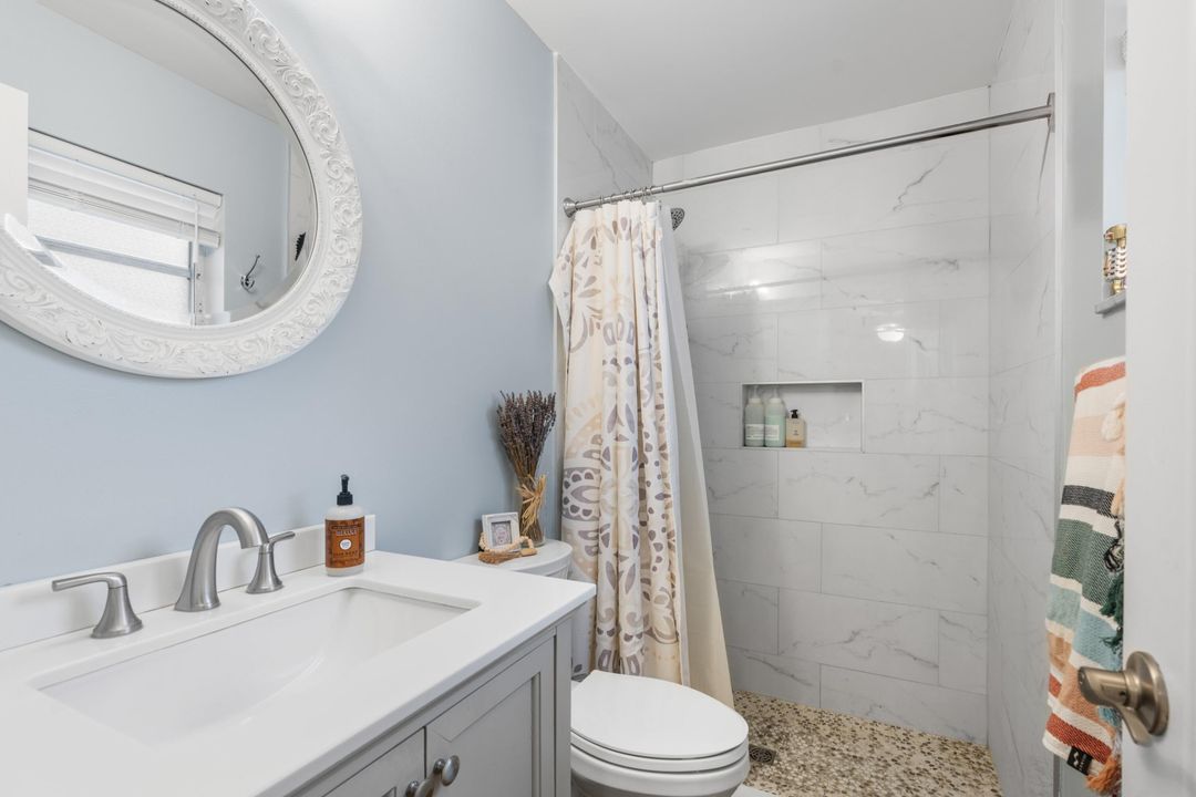 For Sale: $559,000 (3 beds, 2 baths, 1297 Square Feet)