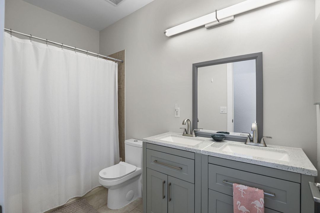 For Sale: $1,650,000 (5 beds, 5 baths, 3622 Square Feet)