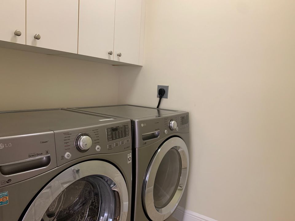 В аренду: $3,200 (3 спален, 2 ванн, 1953 Квадратных фут)