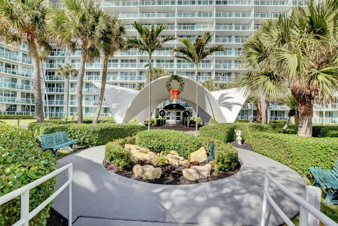 В аренду: $3,400 (2 спален, 2 ванн, 1050 Квадратных фут)