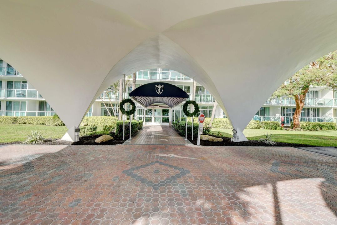 В аренду: $3,400 (2 спален, 2 ванн, 1050 Квадратных фут)