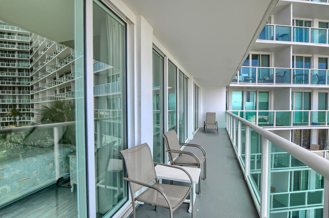 В аренду: $3,400 (2 спален, 2 ванн, 1050 Квадратных фут)