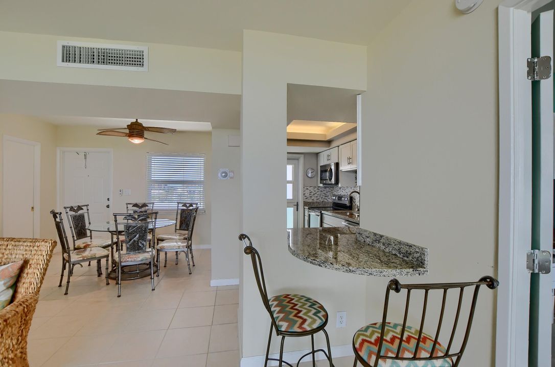 В аренду: $3,400 (2 спален, 2 ванн, 1050 Квадратных фут)