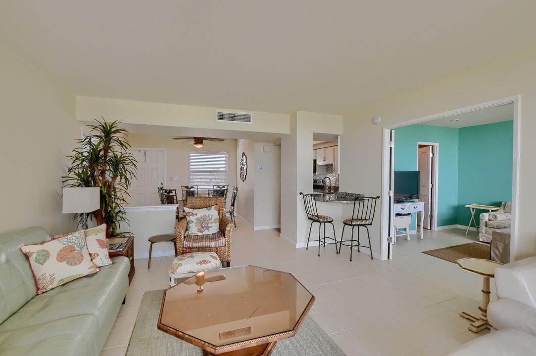 В аренду: $3,400 (2 спален, 2 ванн, 1050 Квадратных фут)