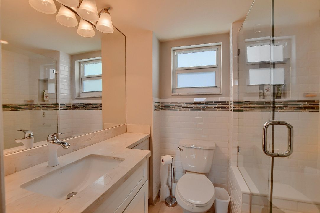 В аренду: $3,400 (2 спален, 2 ванн, 1050 Квадратных фут)