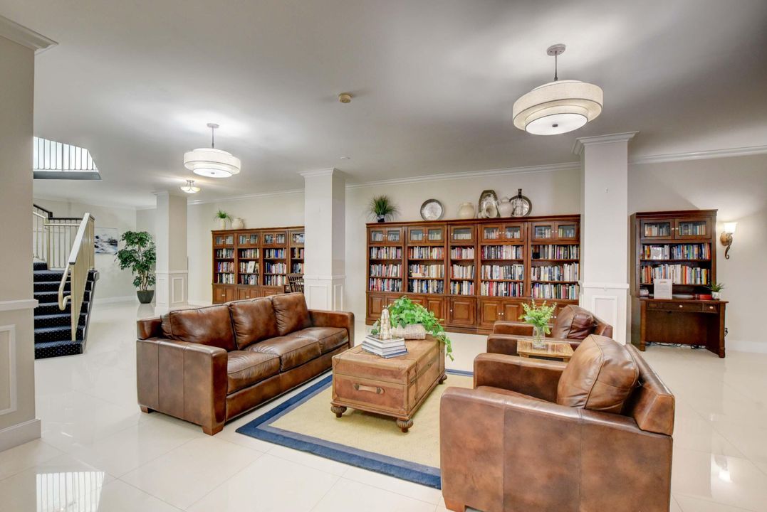 В аренду: $3,400 (2 спален, 2 ванн, 1050 Квадратных фут)