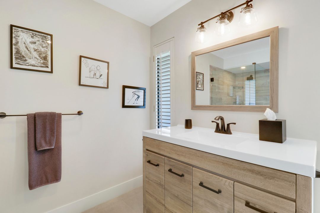 For Sale: $1,300,000 (3 beds, 2 baths, 2534 Square Feet)