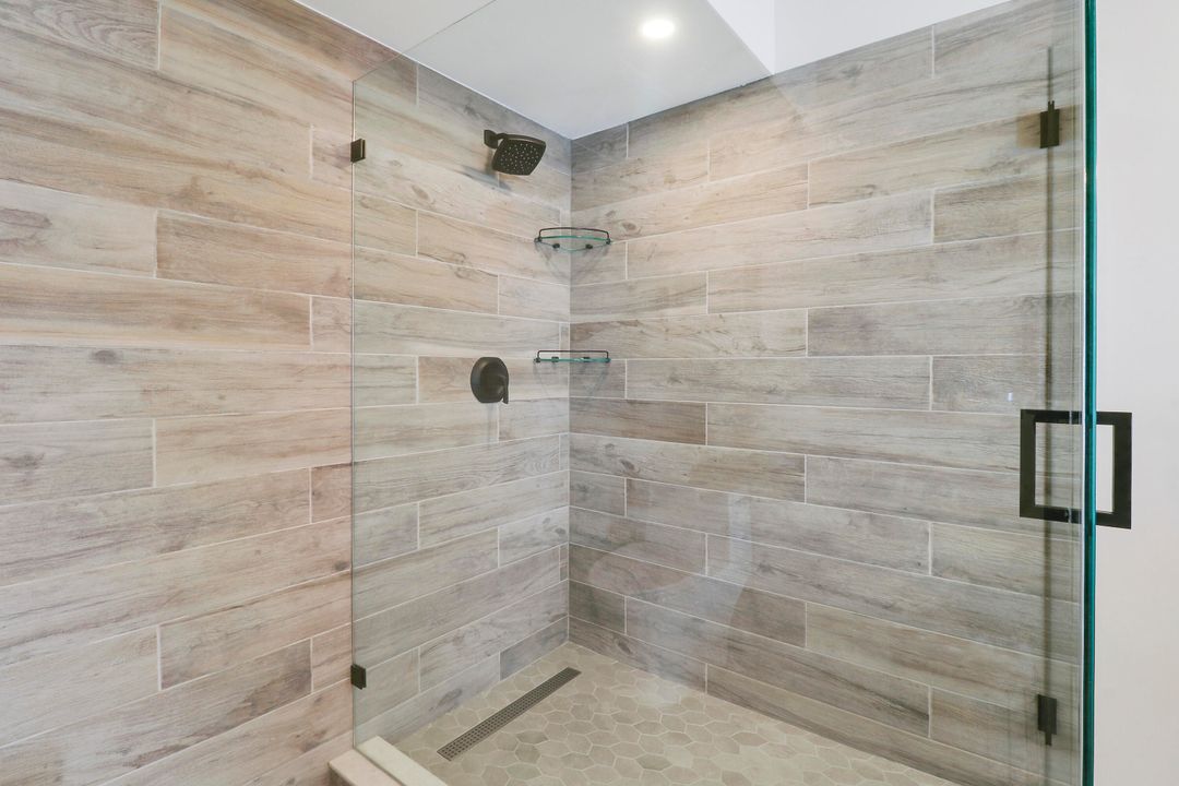 For Sale: $1,300,000 (3 beds, 2 baths, 2534 Square Feet)