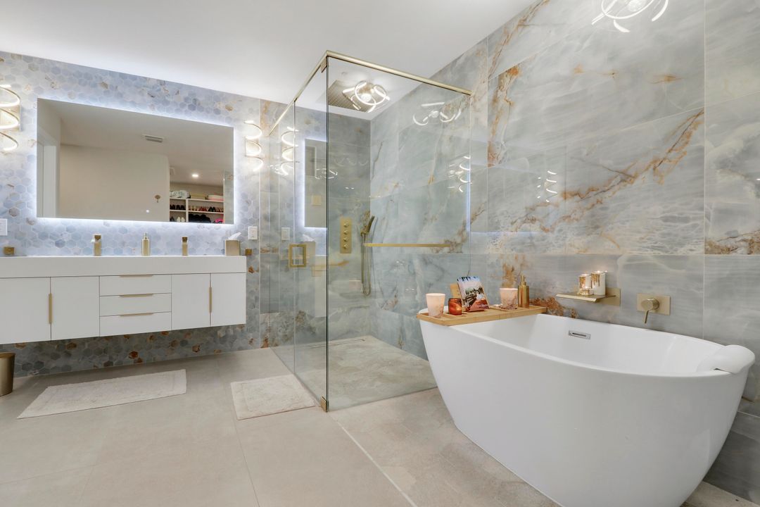 For Sale: $1,300,000 (3 beds, 2 baths, 2534 Square Feet)