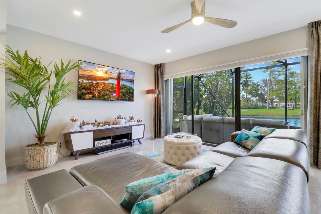 For Sale: $1,300,000 (3 beds, 2 baths, 2534 Square Feet)