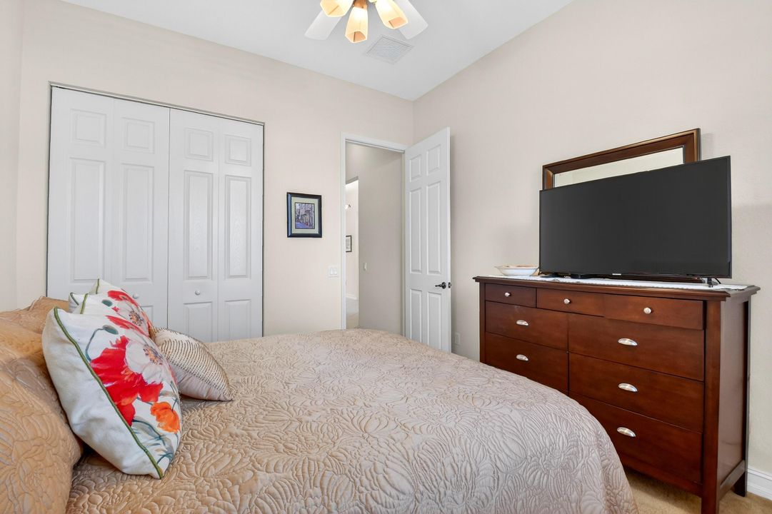 For Sale: $445,000 (3 beds, 2 baths, 1619 Square Feet)