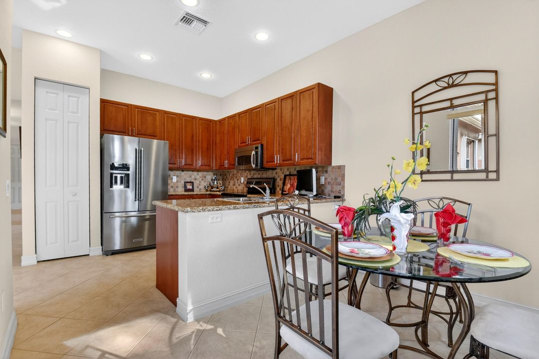 For Sale: $445,000 (3 beds, 2 baths, 1619 Square Feet)