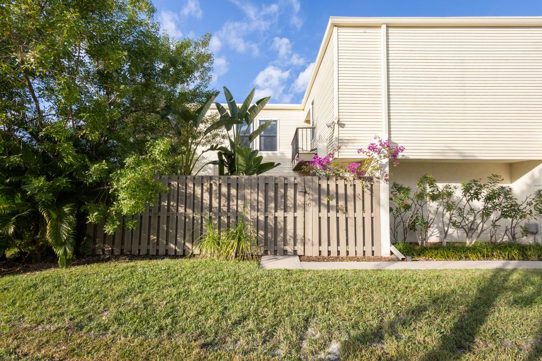 For Rent: $2,900 (3 beds, 2 baths, 1622 Square Feet)