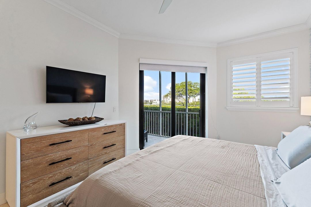 For Rent: $4,500 (2 beds, 2 baths, 1463 Square Feet)