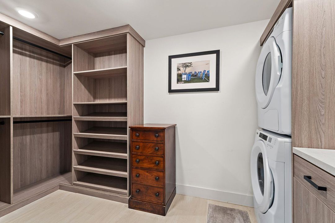 For Rent: $4,500 (2 beds, 2 baths, 1463 Square Feet)