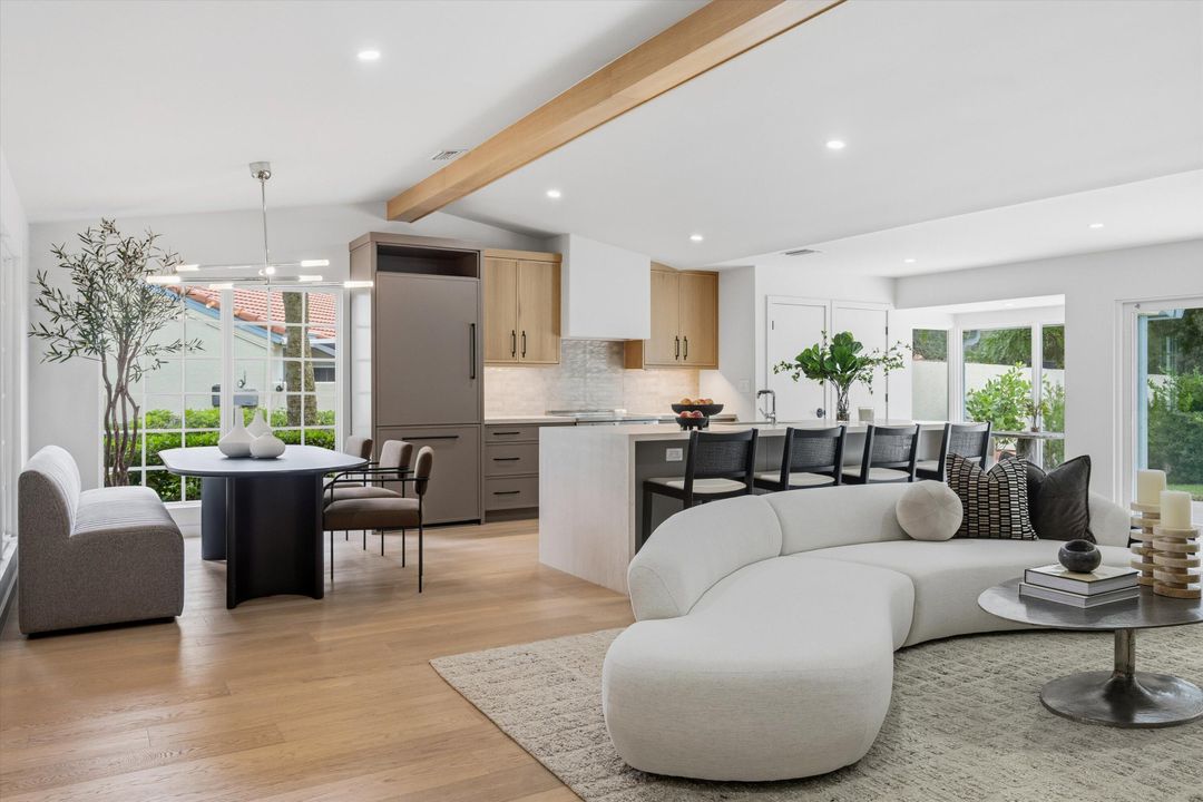 For Sale: $1,395,000 (3 beds, 2 baths, 1524 Square Feet)