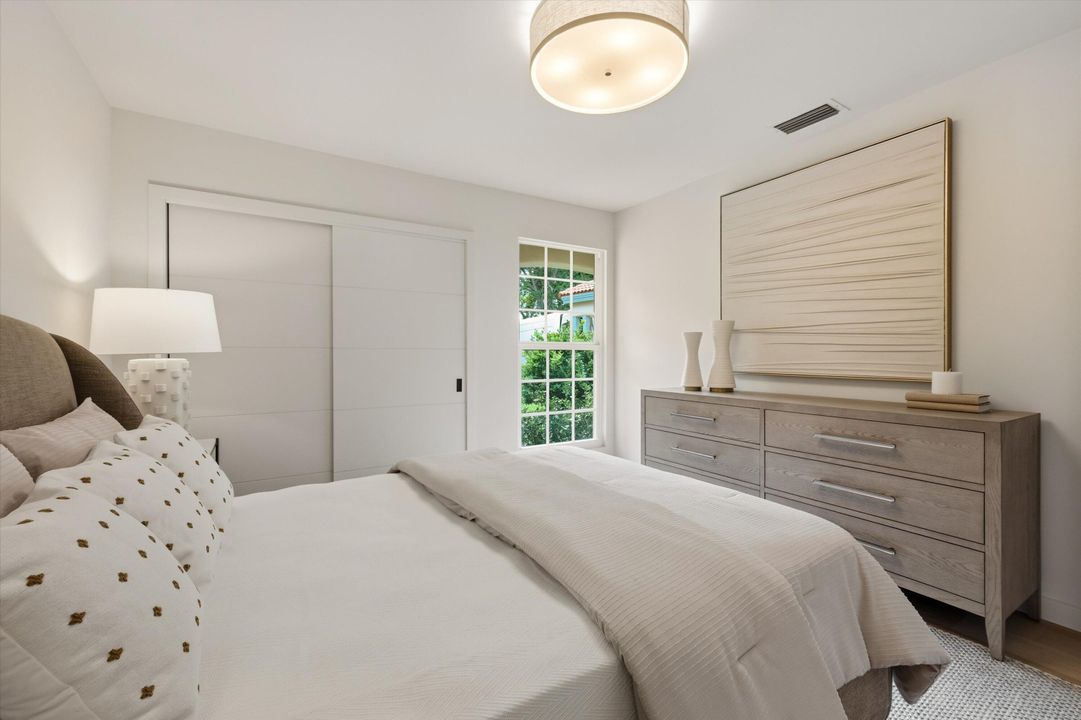 For Sale: $1,395,000 (3 beds, 2 baths, 1524 Square Feet)