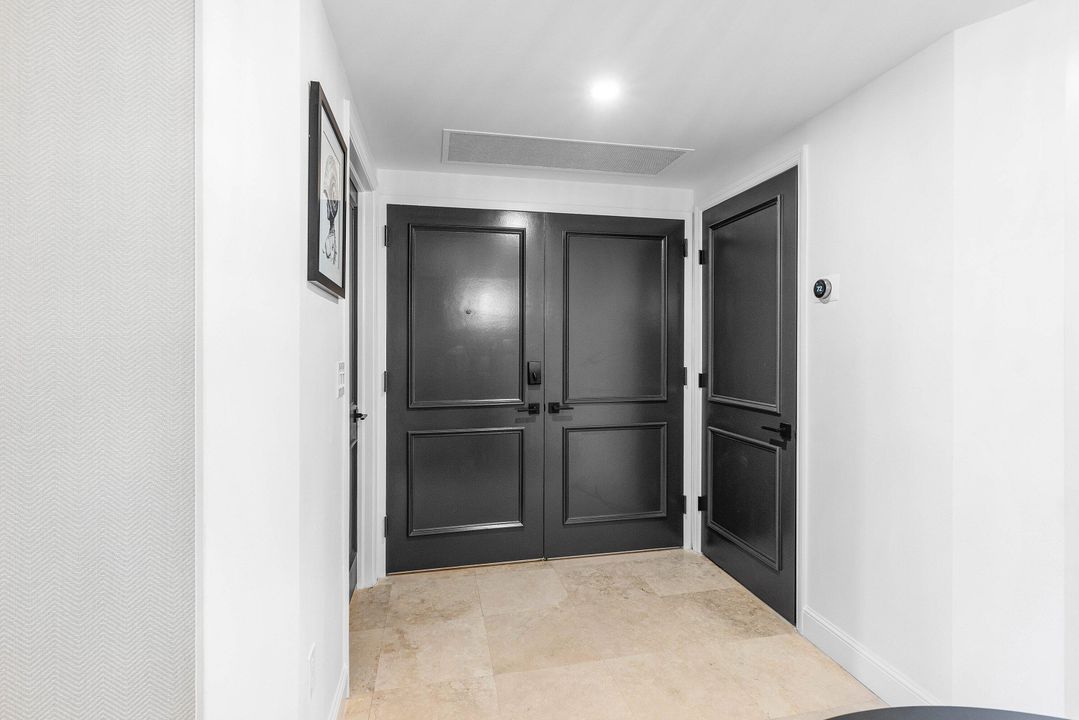 For Sale: $1,395,000 (2 beds, 2 baths, 2231 Square Feet)