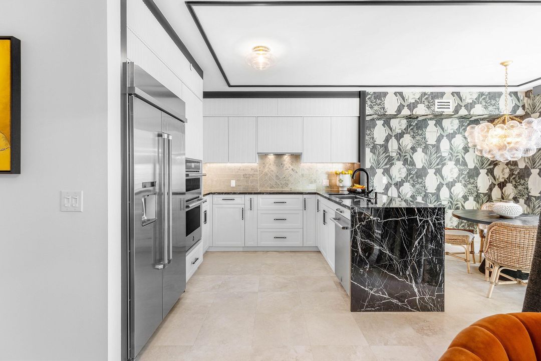 For Sale: $1,395,000 (2 beds, 2 baths, 2231 Square Feet)