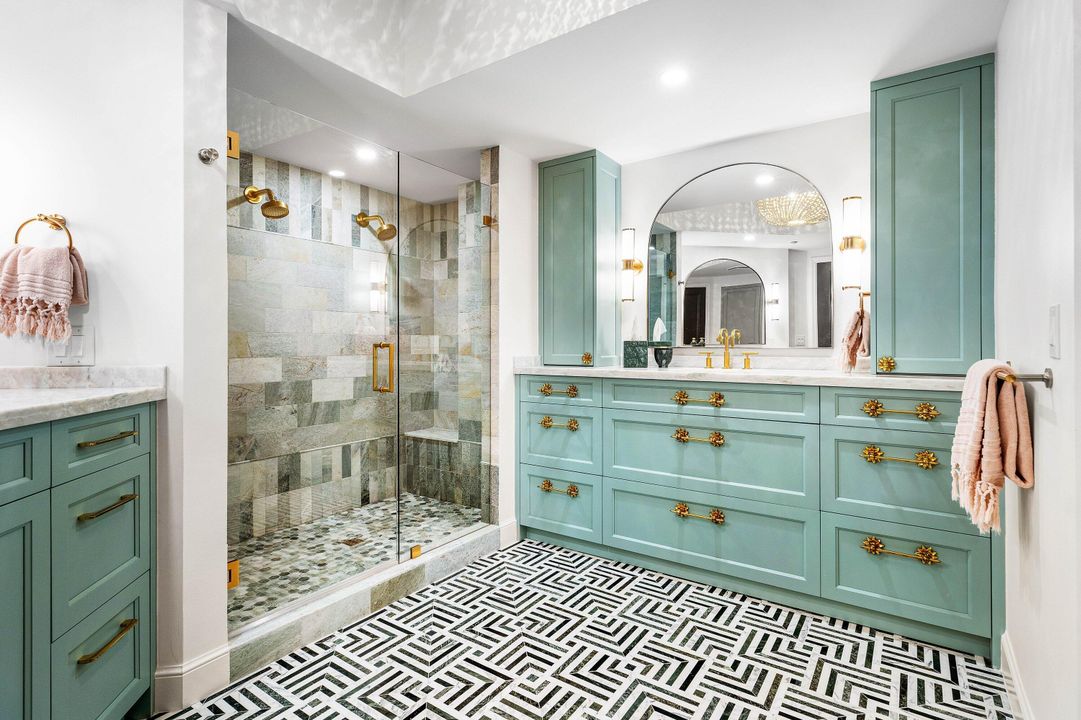 For Sale: $1,395,000 (2 beds, 2 baths, 2231 Square Feet)