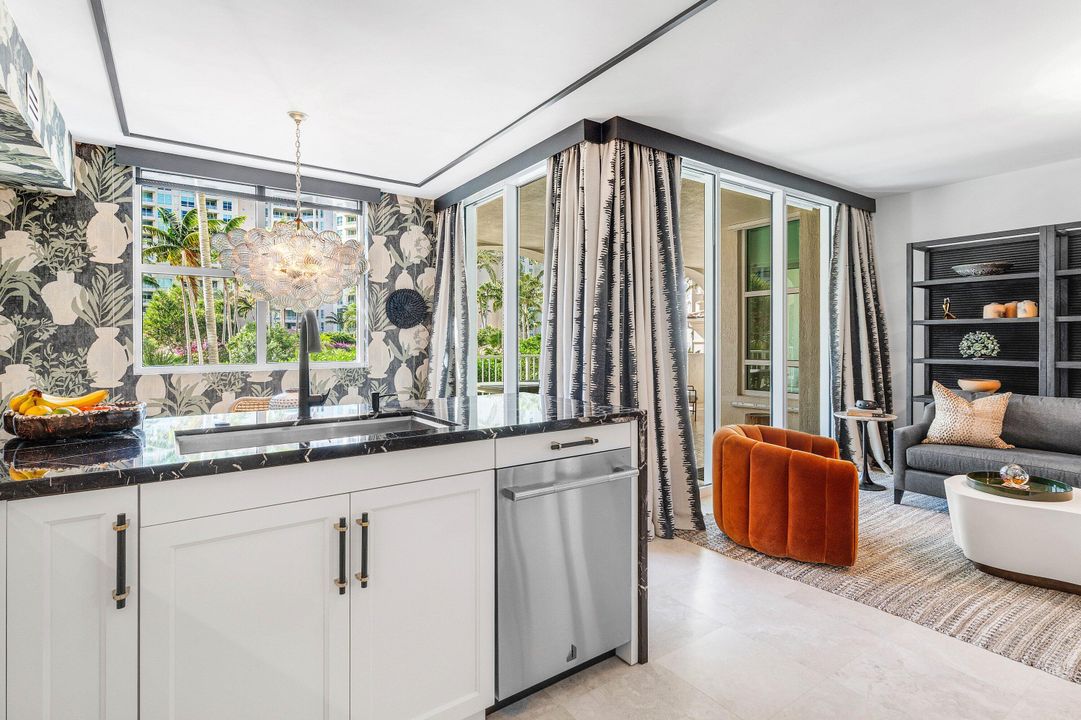 For Sale: $1,395,000 (2 beds, 2 baths, 2231 Square Feet)