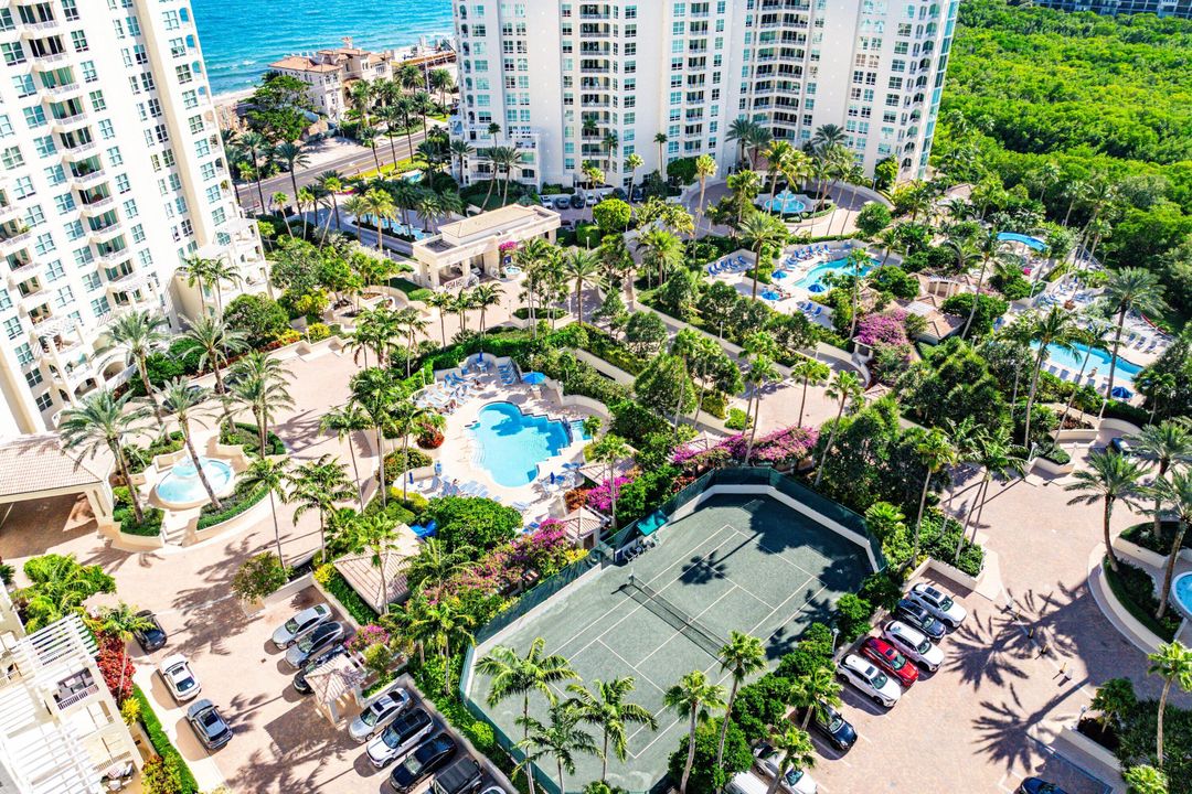 For Sale: $1,395,000 (2 beds, 2 baths, 2231 Square Feet)