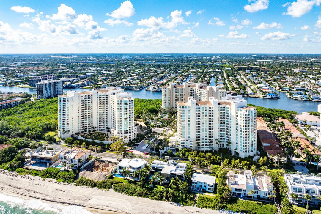 For Sale: $1,395,000 (2 beds, 2 baths, 2231 Square Feet)