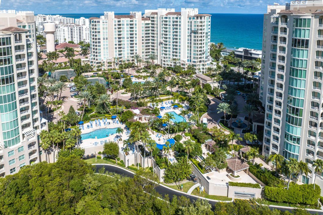 For Sale: $1,395,000 (2 beds, 2 baths, 2231 Square Feet)