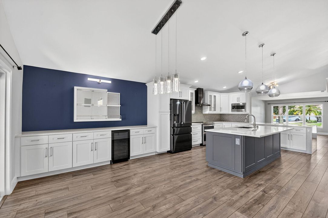 待售: $615,000 (3 贝兹, 2 浴室, 1738 平方英尺)