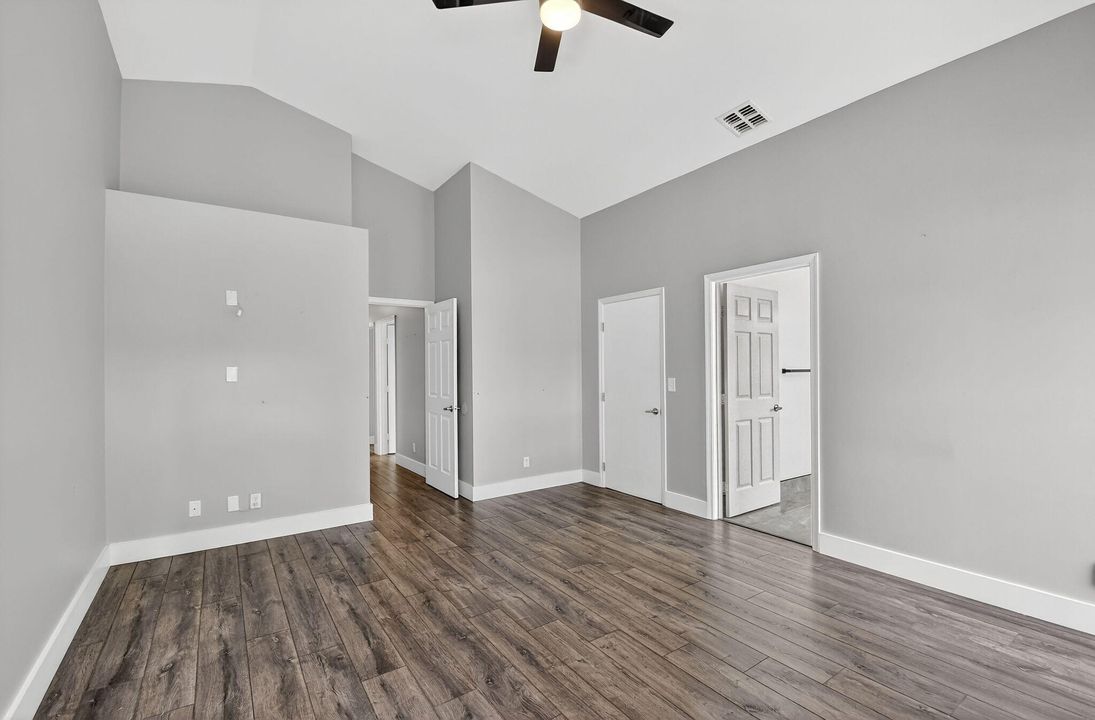 待售: $615,000 (3 贝兹, 2 浴室, 1738 平方英尺)