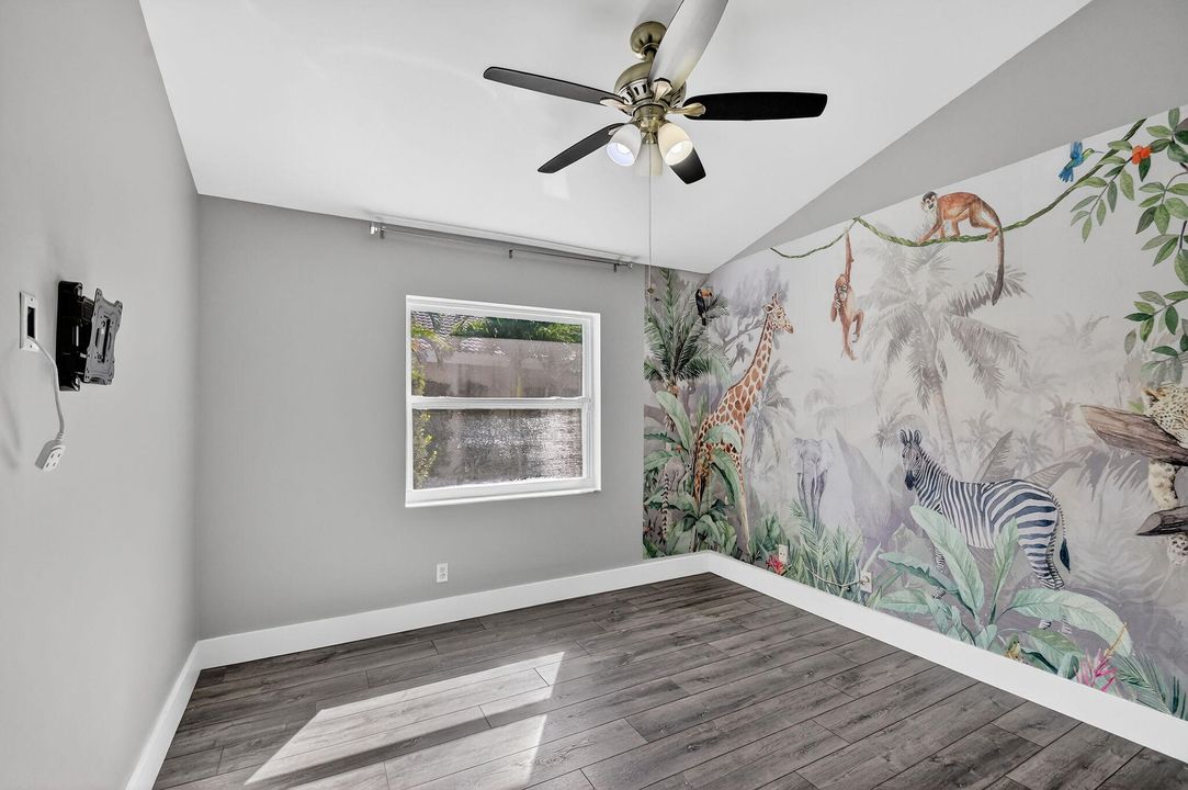 待售: $615,000 (3 贝兹, 2 浴室, 1738 平方英尺)