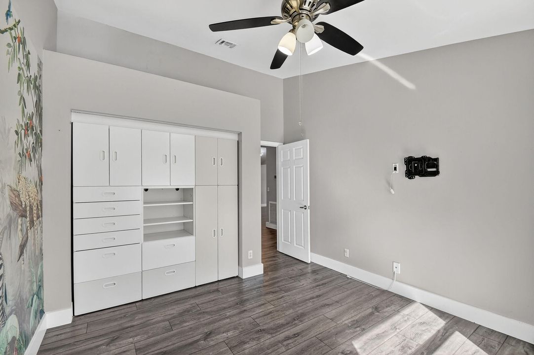 待售: $615,000 (3 贝兹, 2 浴室, 1738 平方英尺)