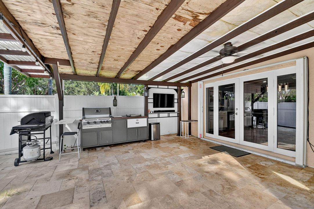 待售: $615,000 (3 贝兹, 2 浴室, 1738 平方英尺)