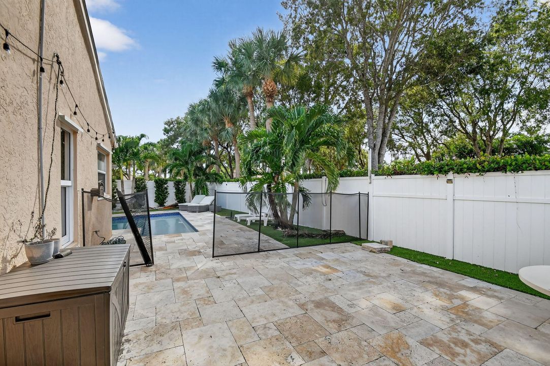 待售: $615,000 (3 贝兹, 2 浴室, 1738 平方英尺)