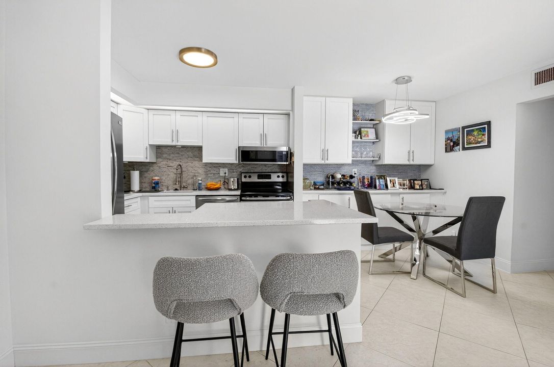 En Venta: $174,900 (2 camas, 1 baños, 940 Pies cuadrados)