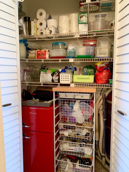 На продажу: $79,900 (1 спален, 1 ванн, 646 Квадратных фут)