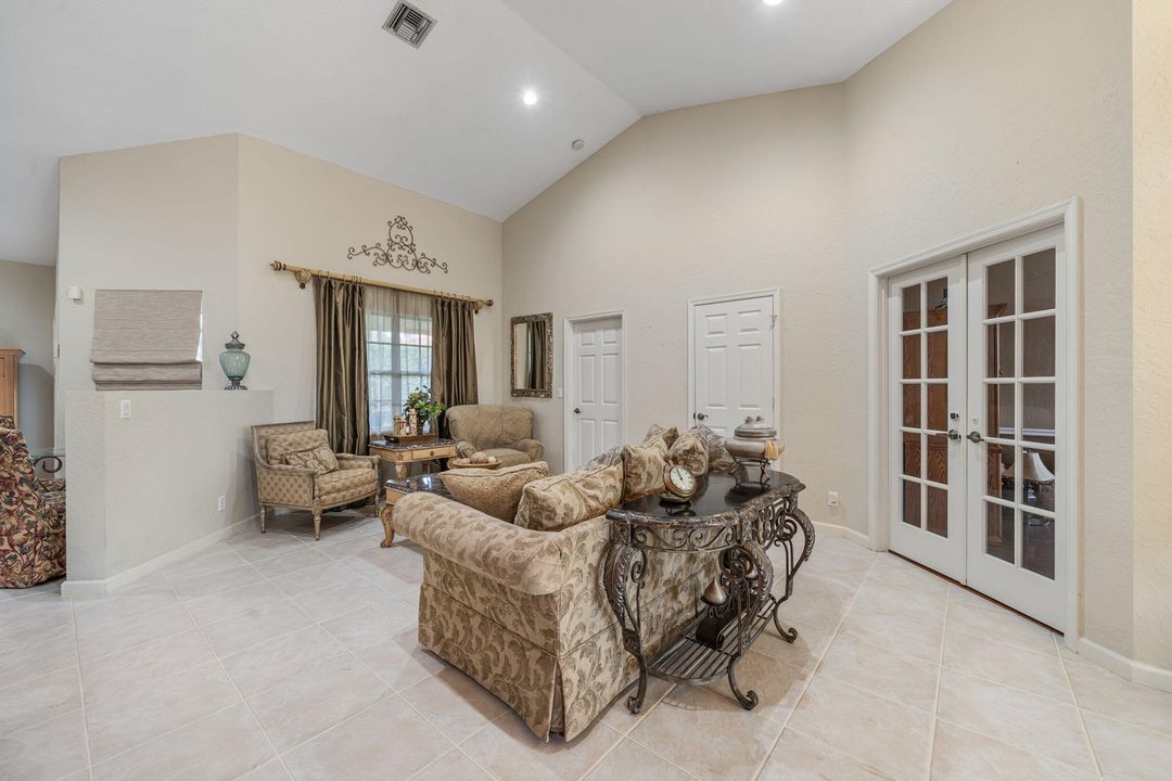 For Sale: $635,000 (4 beds, 2 baths, 2327 Square Feet)