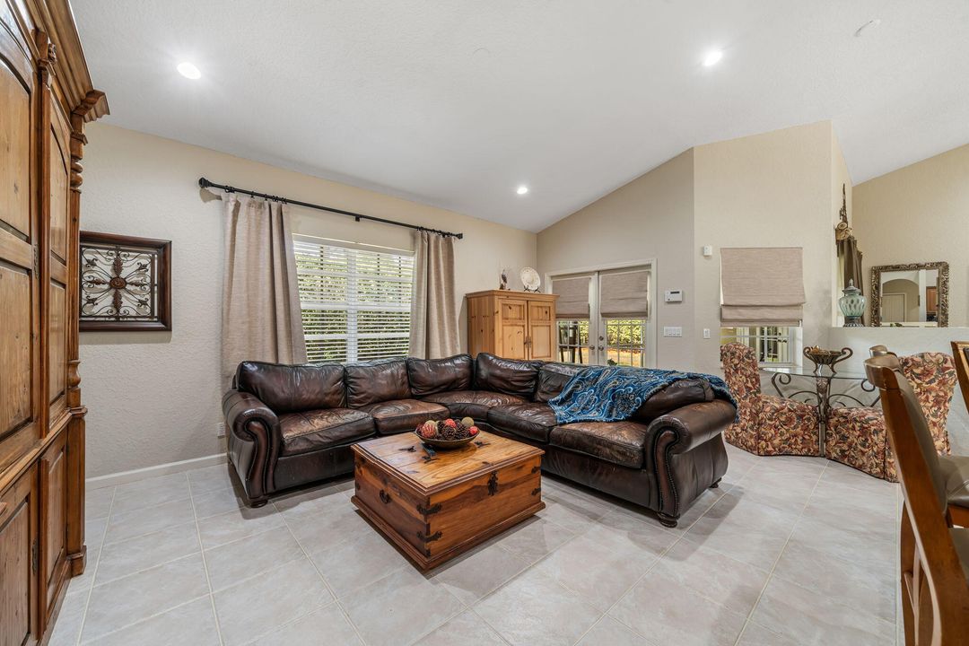 For Sale: $635,000 (4 beds, 2 baths, 2327 Square Feet)