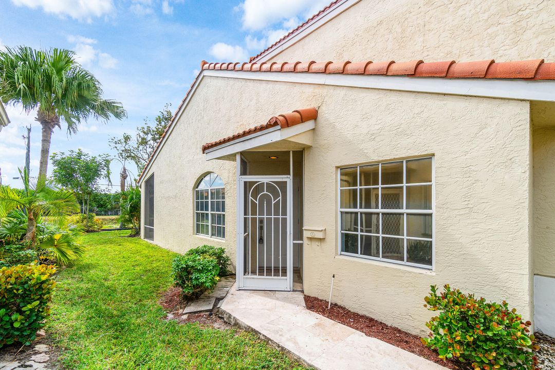 For Sale: $485,000 (3 beds, 2 baths, 1466 Square Feet)